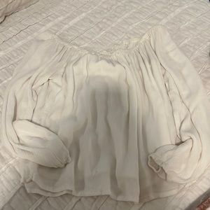 White flowy Hollister shirt